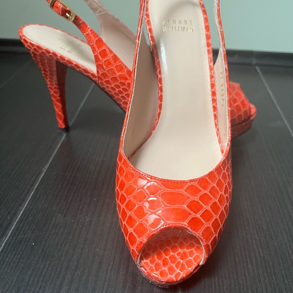 Stuart Weizmann 8M snake embossed open toe high heels, orange. - Picture 6 of 7